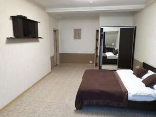 Отель TipTop Hotel Кишинёв Люкс-6